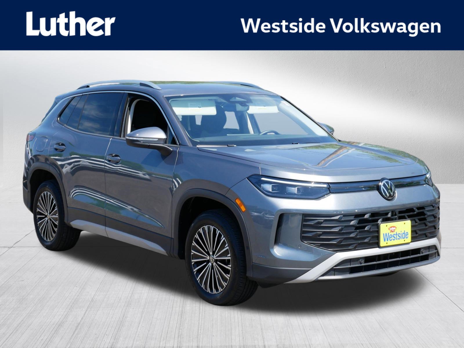 Certified 2025 Volkswagen Tiguan S w/ 18" Wheel Package