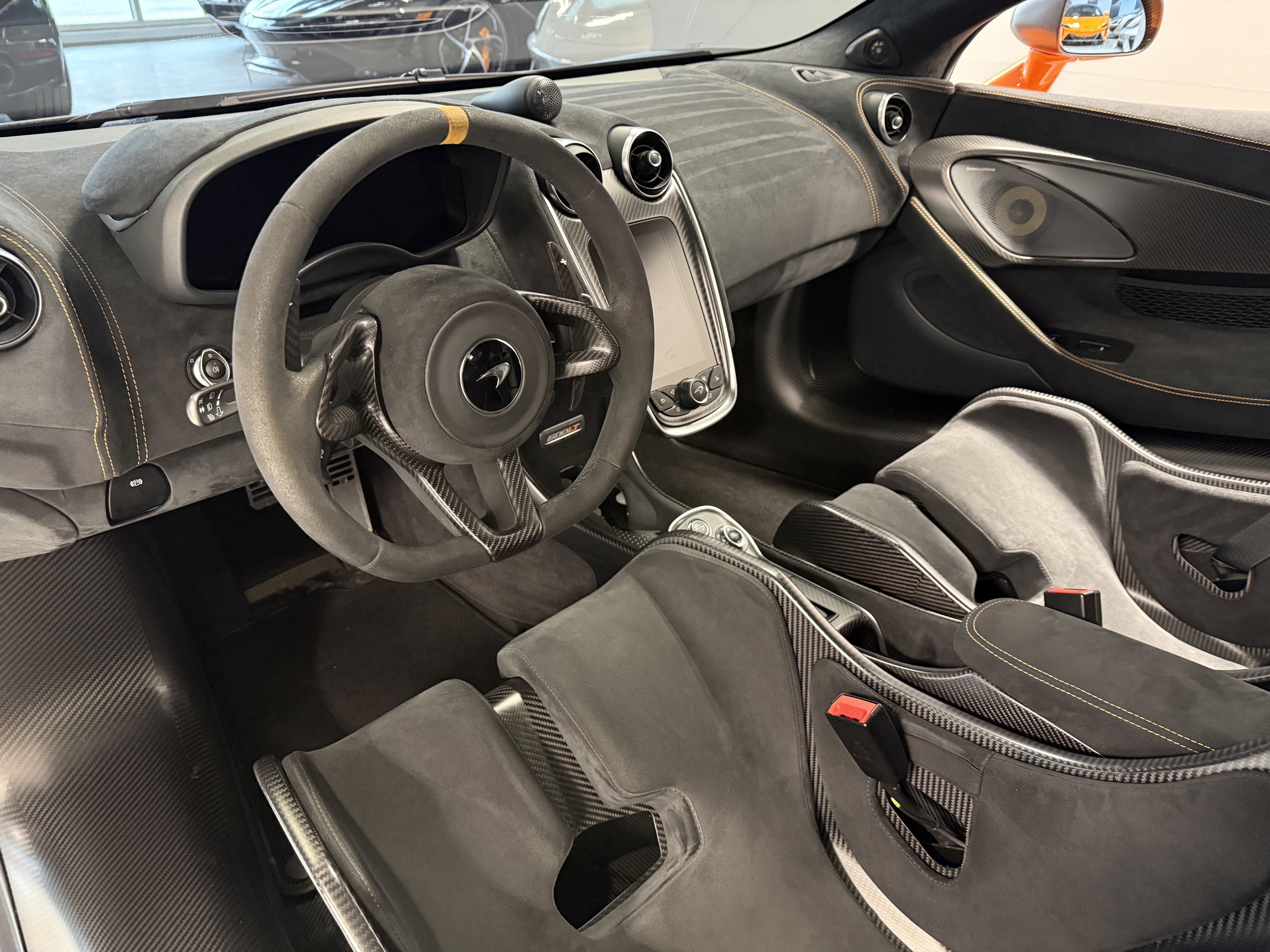 Used 2019 McLaren 600LT photo 27