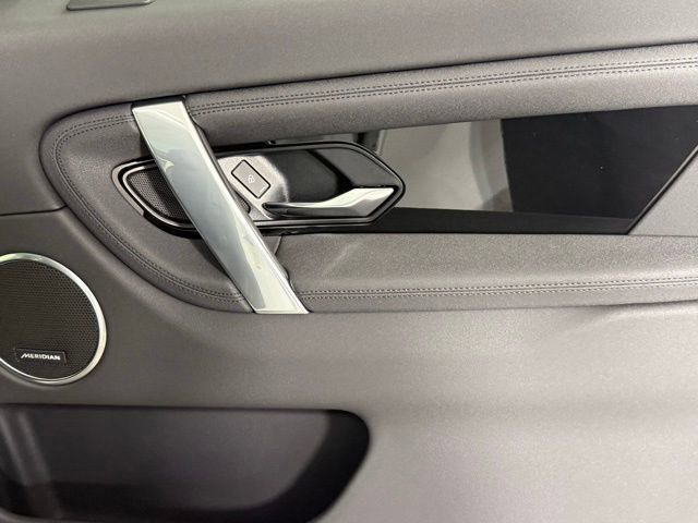 2025 Land Rover Discovery Sport S