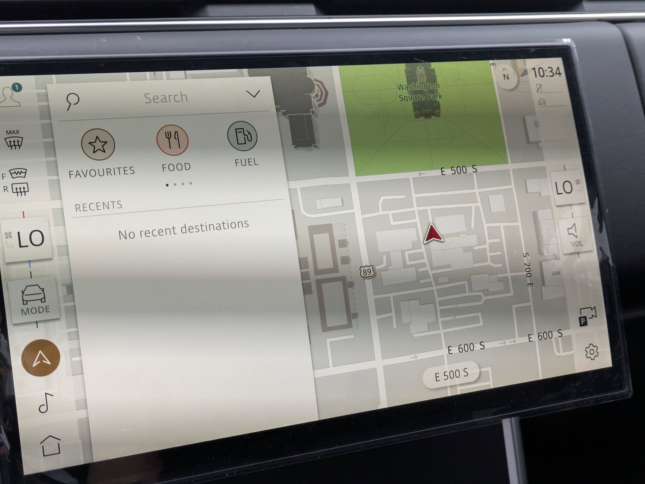 2025 Land Rover Range Rover SV