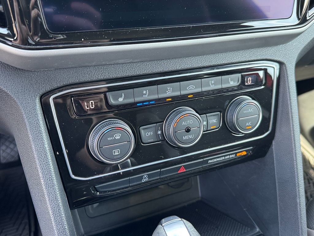 2021 Volkswagen Atlas Cross Sport SEL Premium