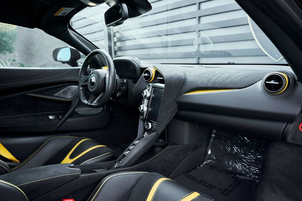 Used 2021 McLaren 720S photo 43