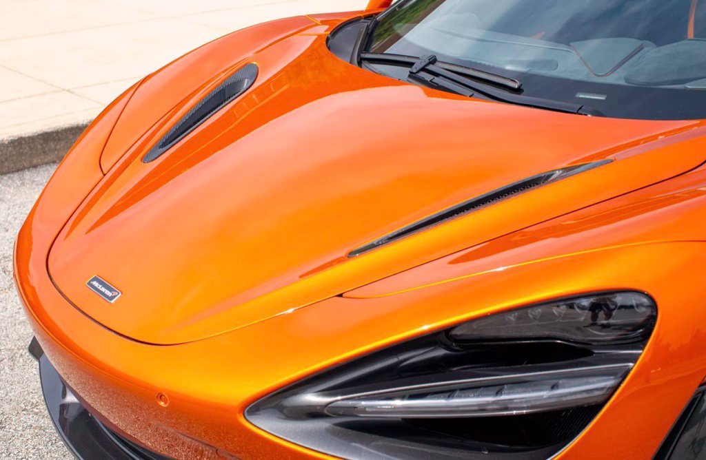 Used 2018 McLaren 720S photo 25