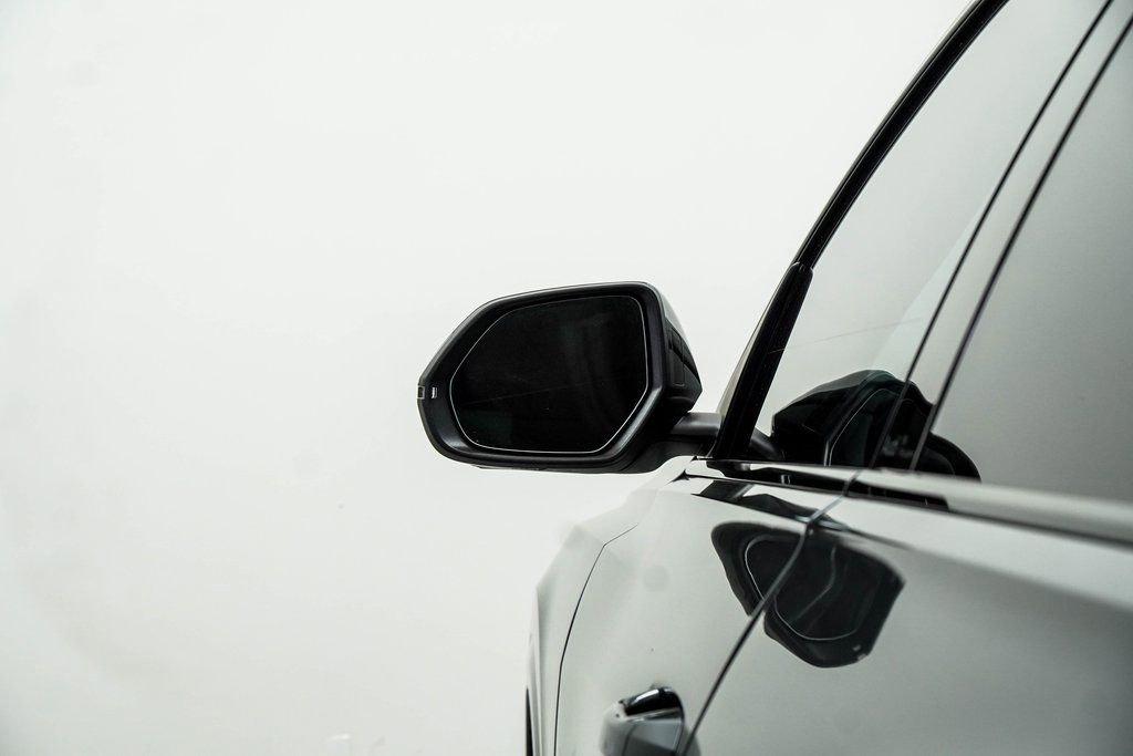 2024 Audi Q8 Prestige