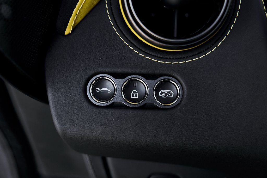 Used 2019 McLaren 720S photo 46