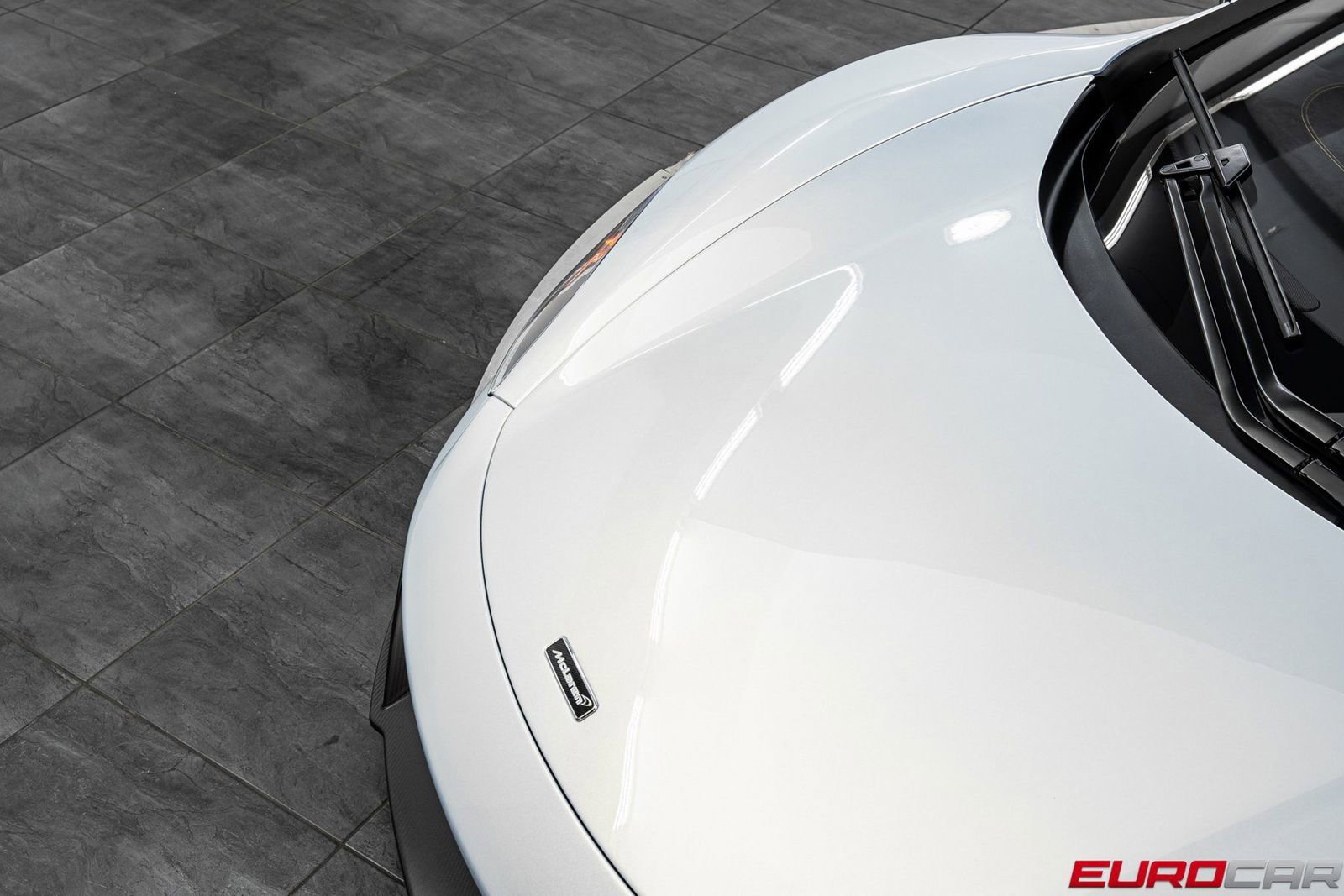 Used 2016 McLaren 675LT Spider photo 12