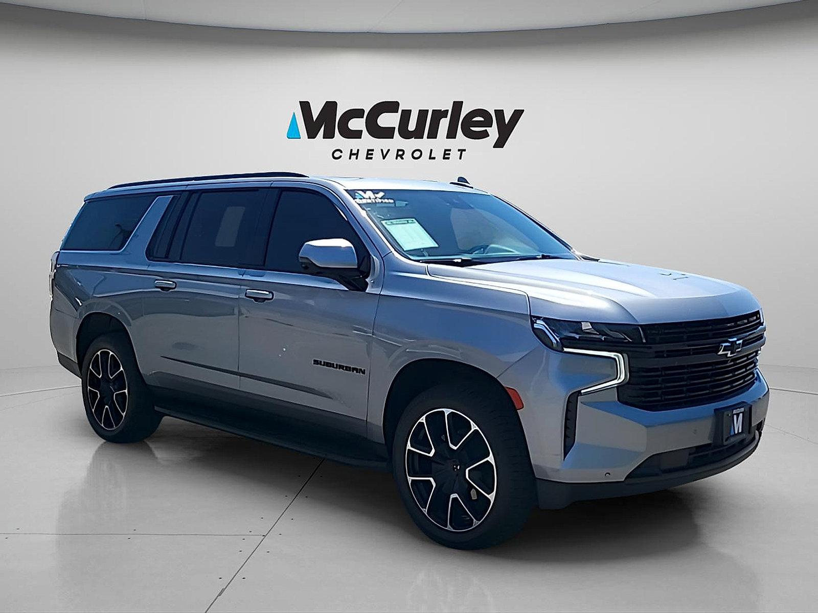 Used 2024 Chevrolet Suburban RST w/ Luxury Package