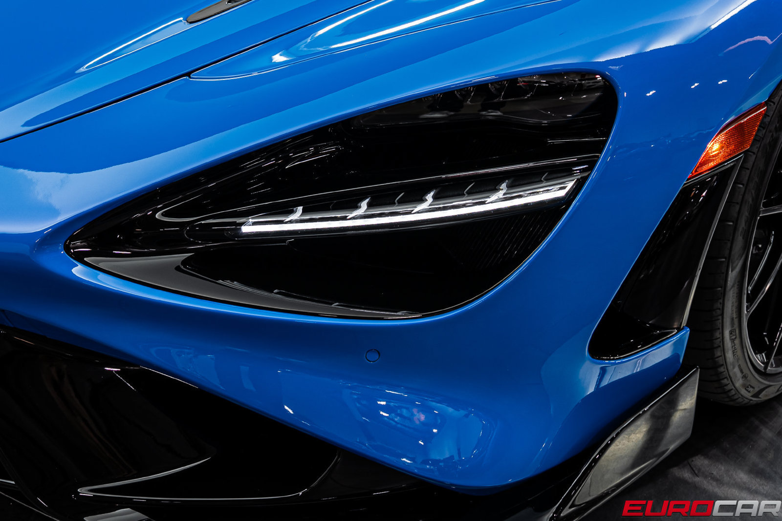Used 2022 McLaren 765LT photo 15