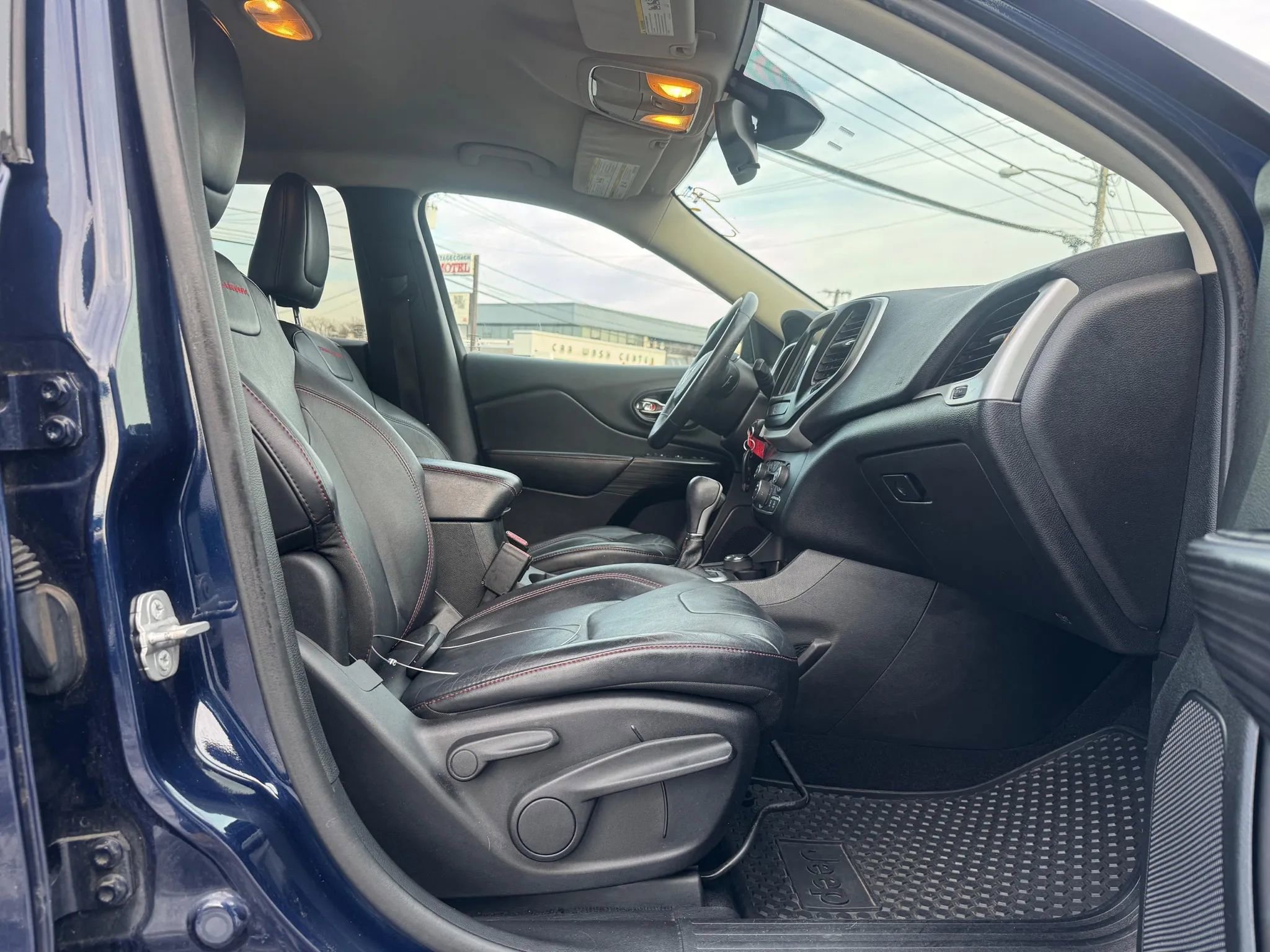 2014 Jeep Cherokee Trailhawk