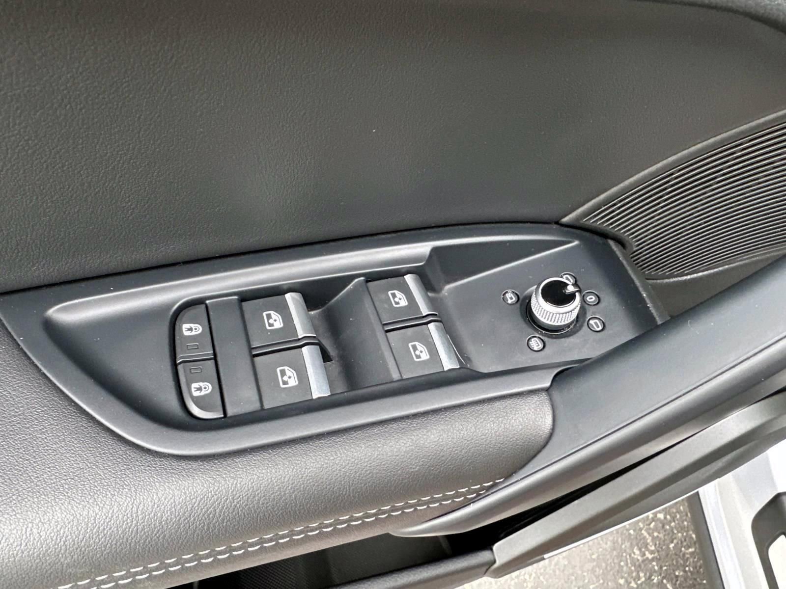 2023 Audi Q5 2.0T Premium Plus