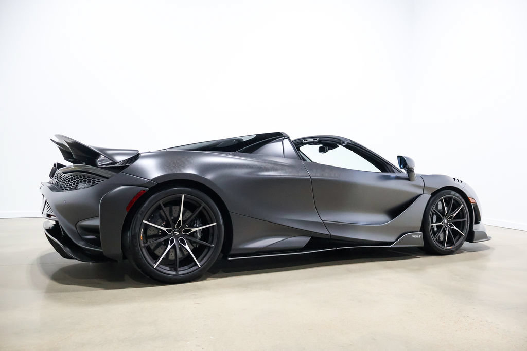 Used 2022 McLaren 765LT photo 85