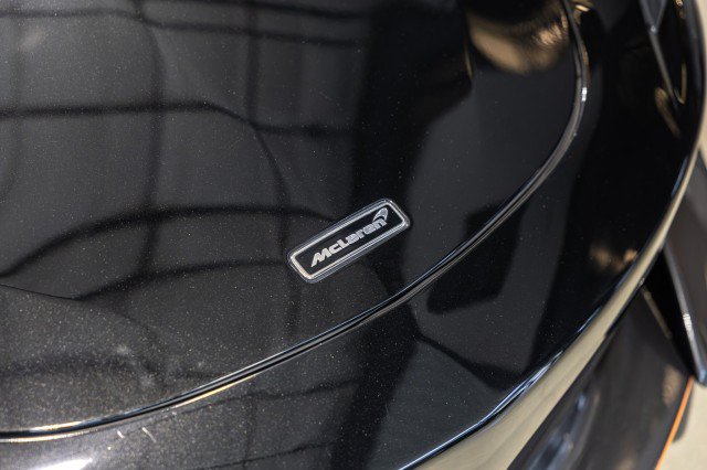 Used 2020 McLaren 600LT Spider photo 12