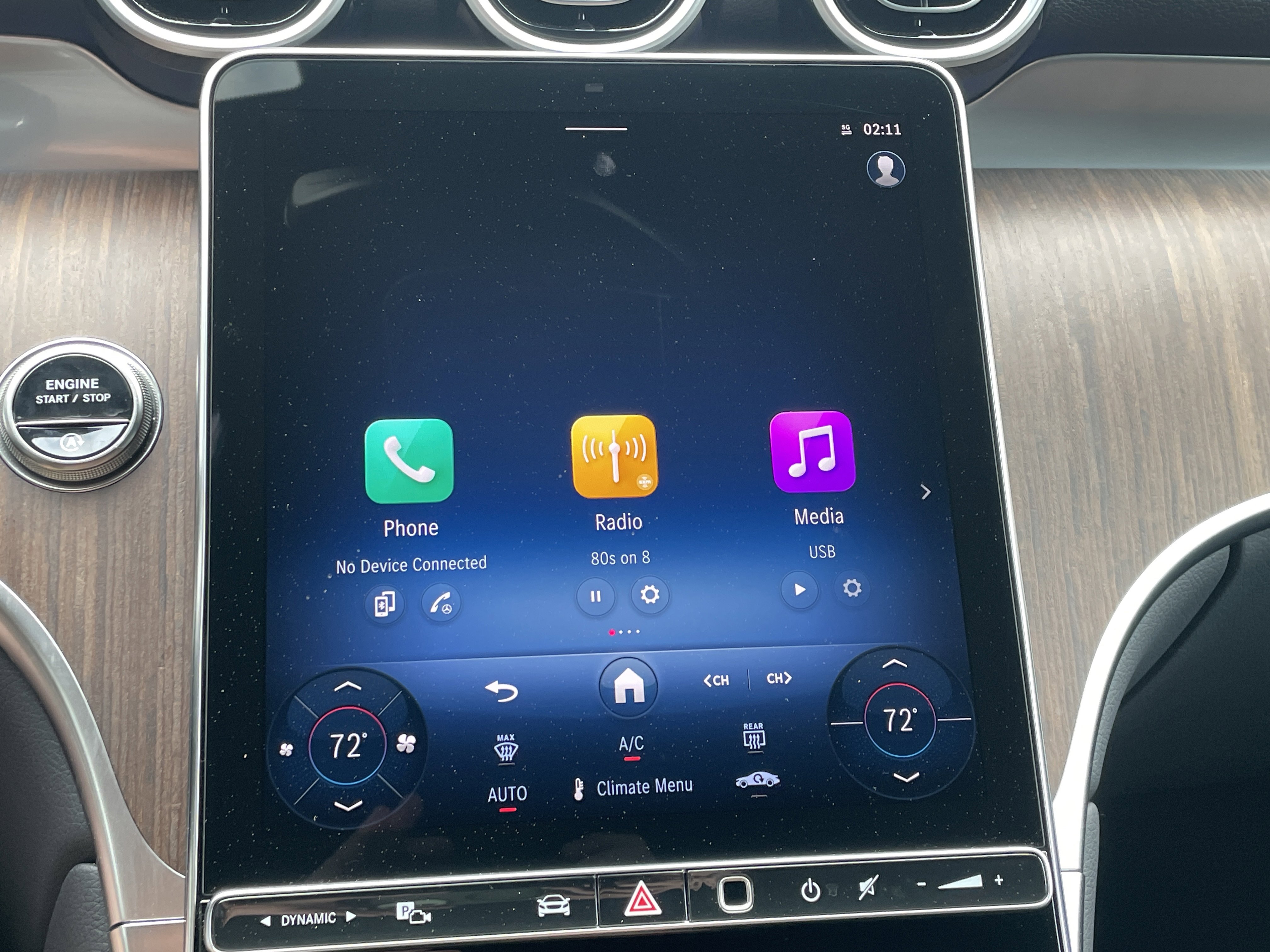 2025 Mercedes-Benz GLC 300