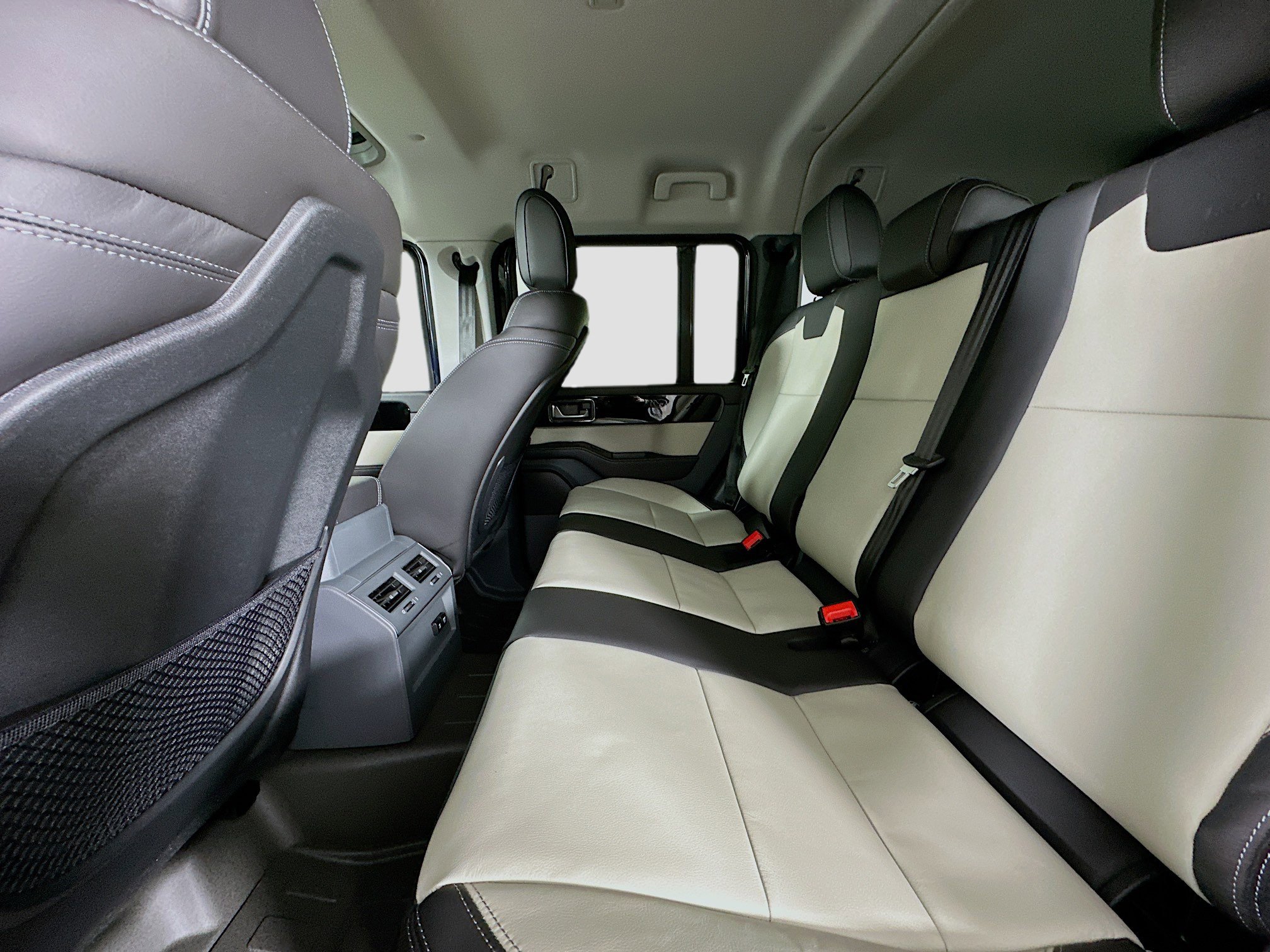 2026 INEOS Grenadier Fieldmaster Edition