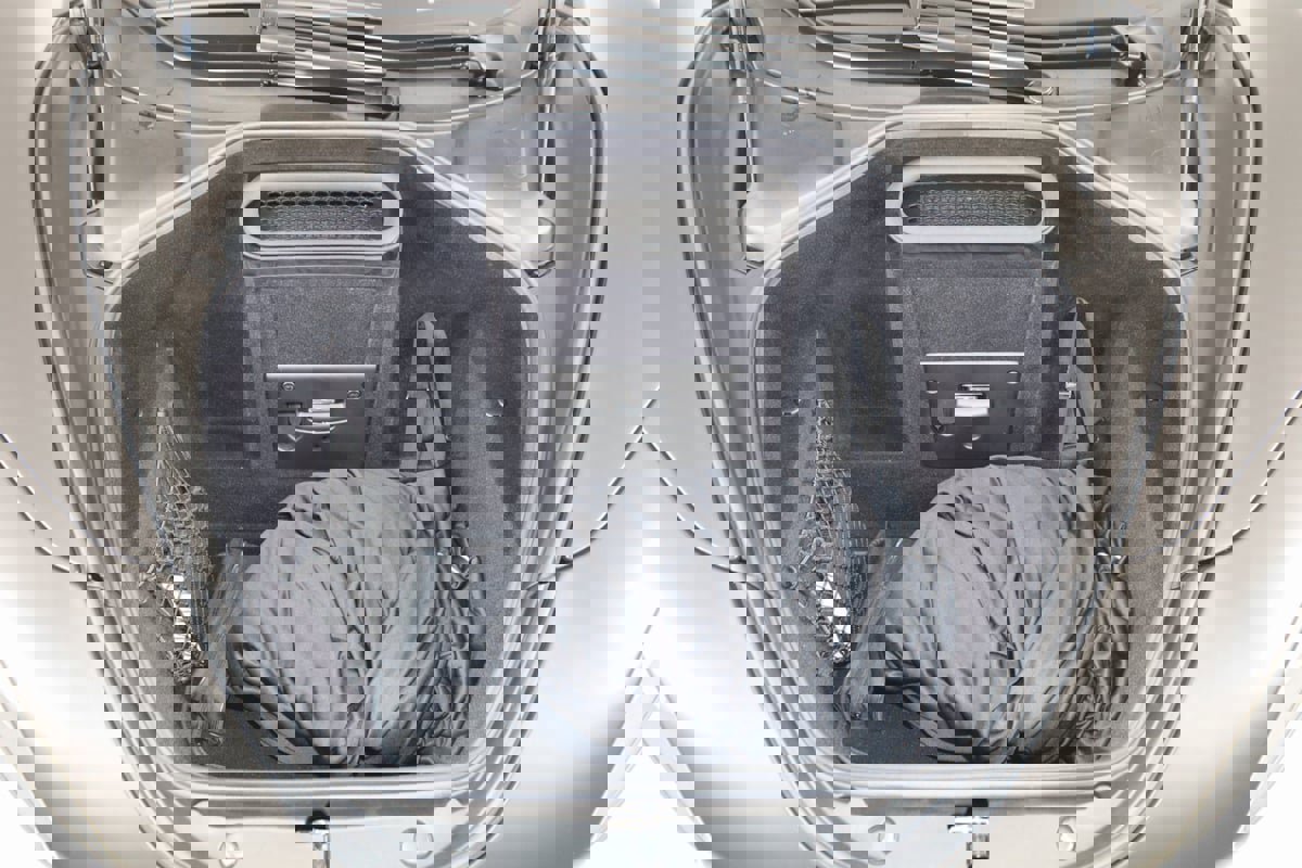 Used 2022 McLaren 720S Performance photo 28