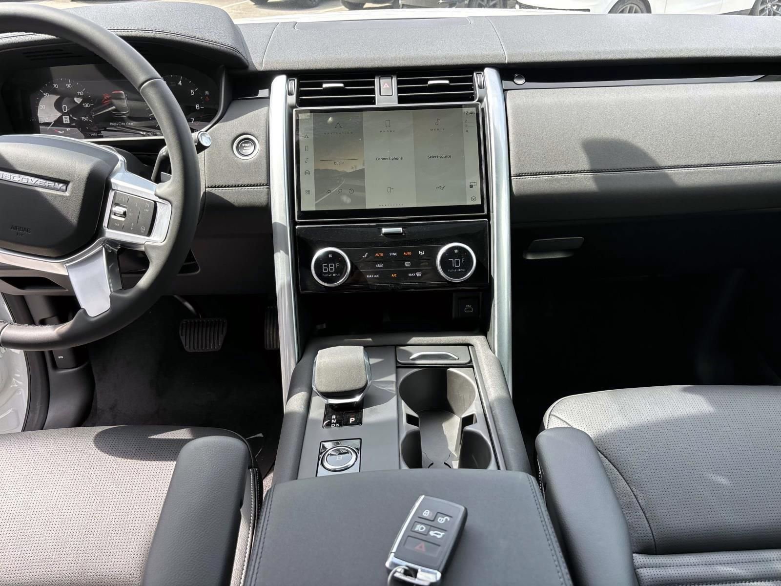 2025 Land Rover Discovery S