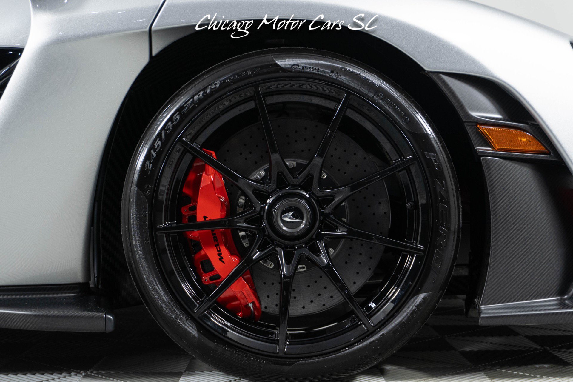 Used 2019 McLaren Senna photo 14