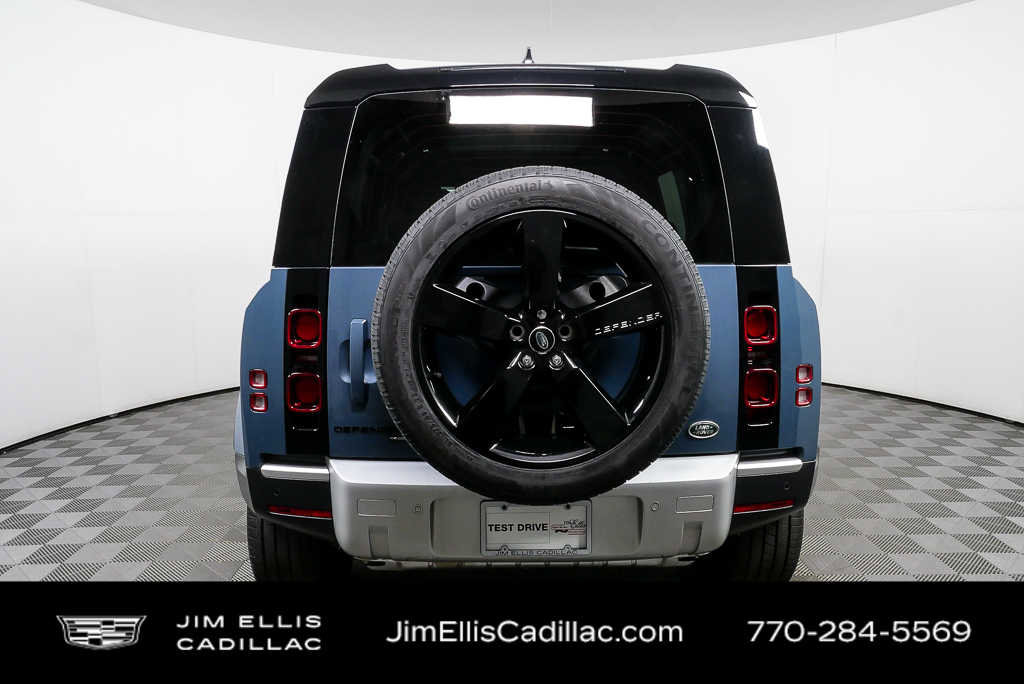 2023 Land Rover Defender 110 SE