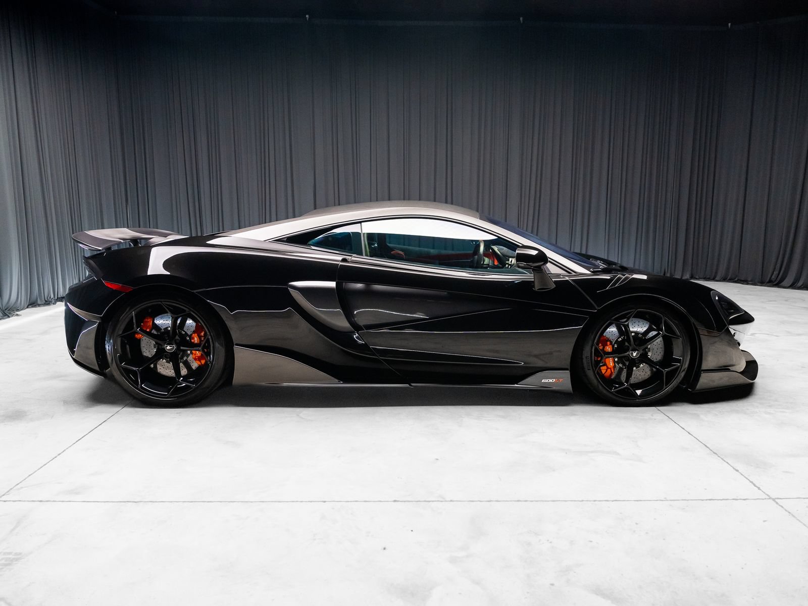 Used 2019 McLaren 600LT photo 18