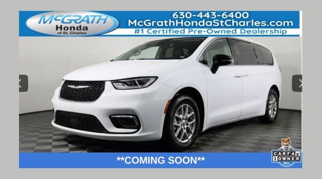 Used 2023 Chrysler Pacifica Touring-L