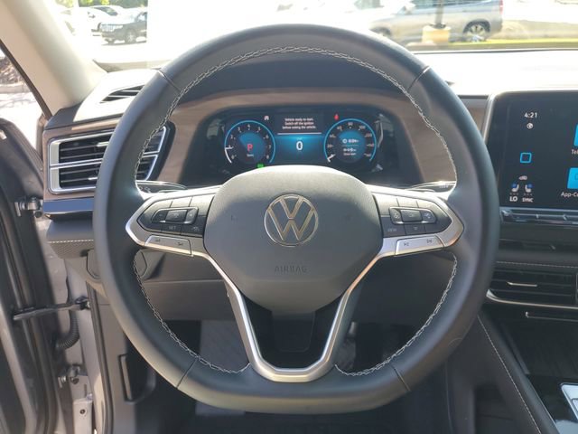 2025 Volkswagen Atlas SE