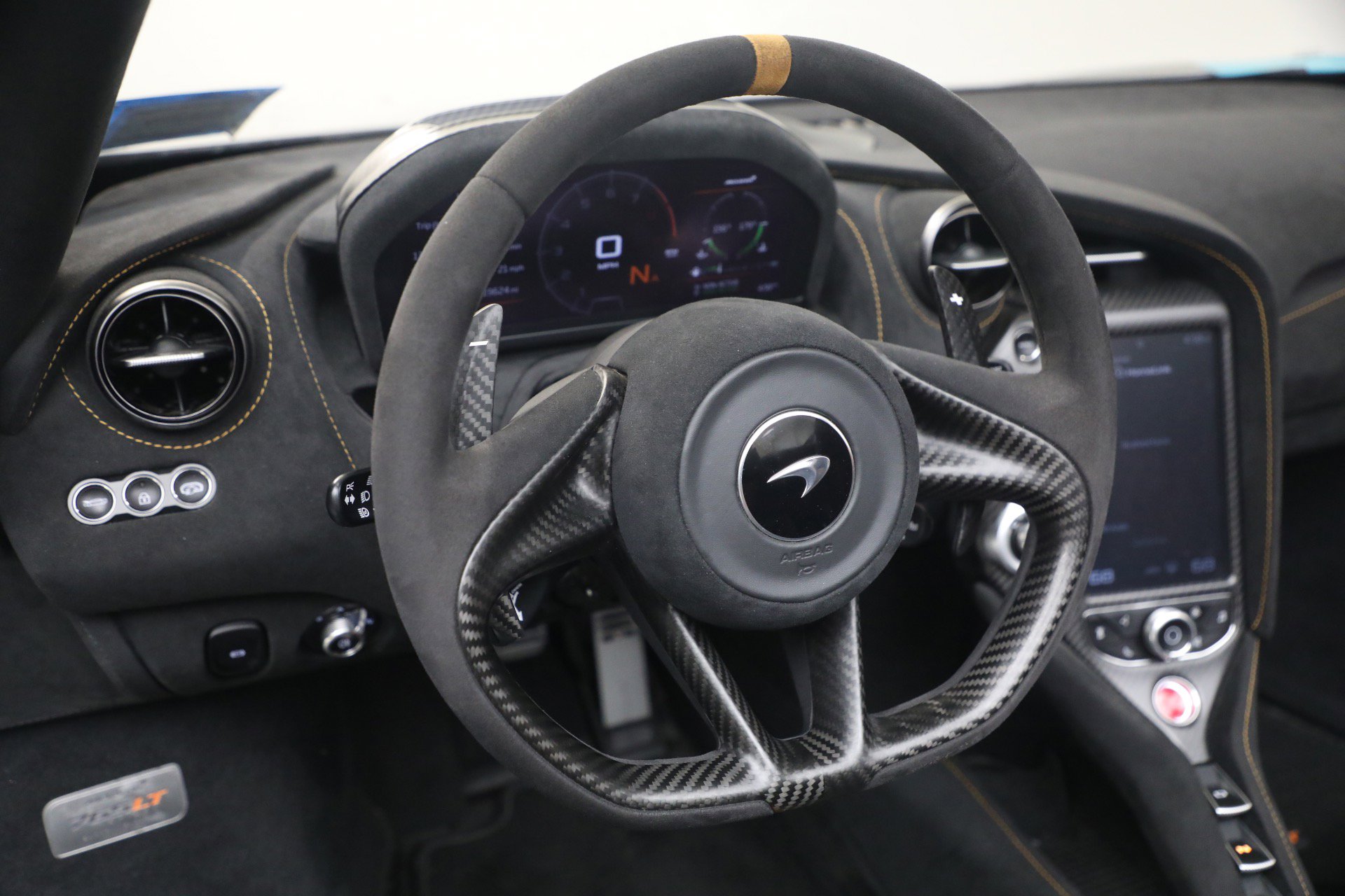 Used 2022 McLaren 765LT photo 36