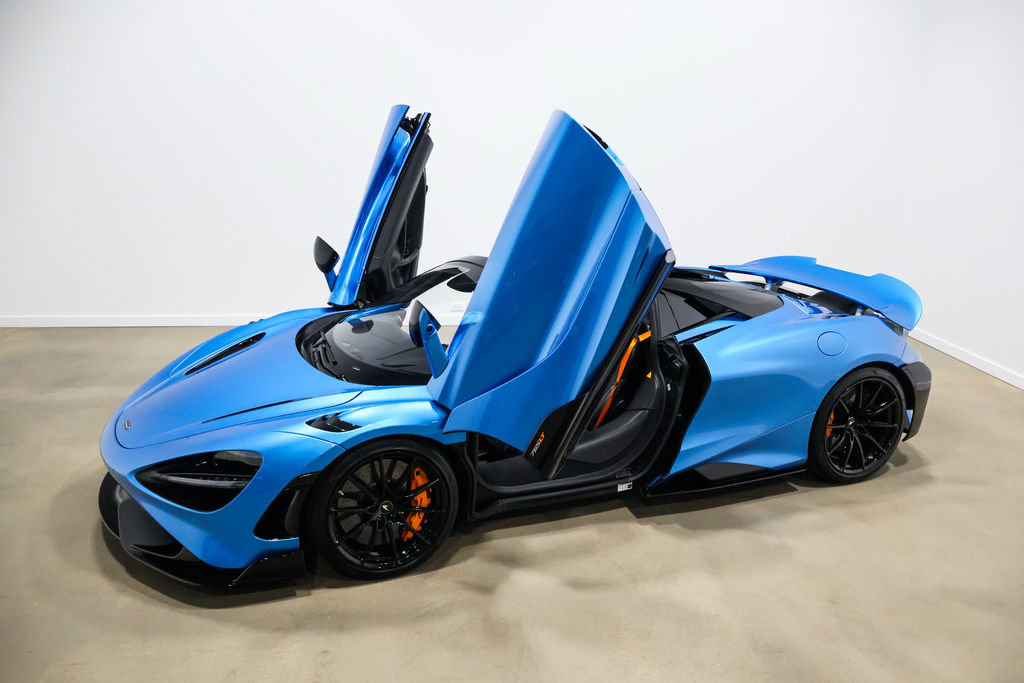 Used 2022 McLaren 765LT photo 14