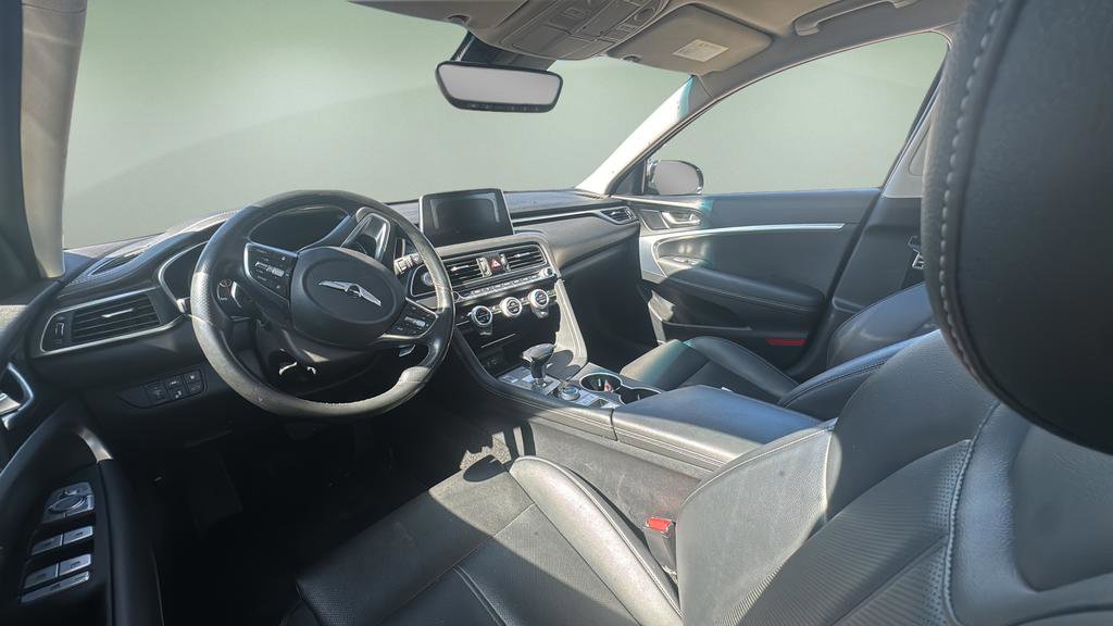 2020 Genesis G70 2.0T