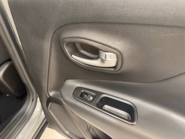 2019 Jeep Renegade Altitude