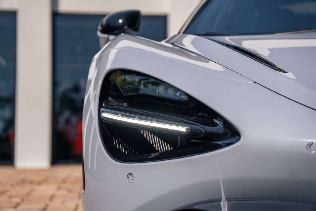 Used 2024 McLaren 750S photo 10