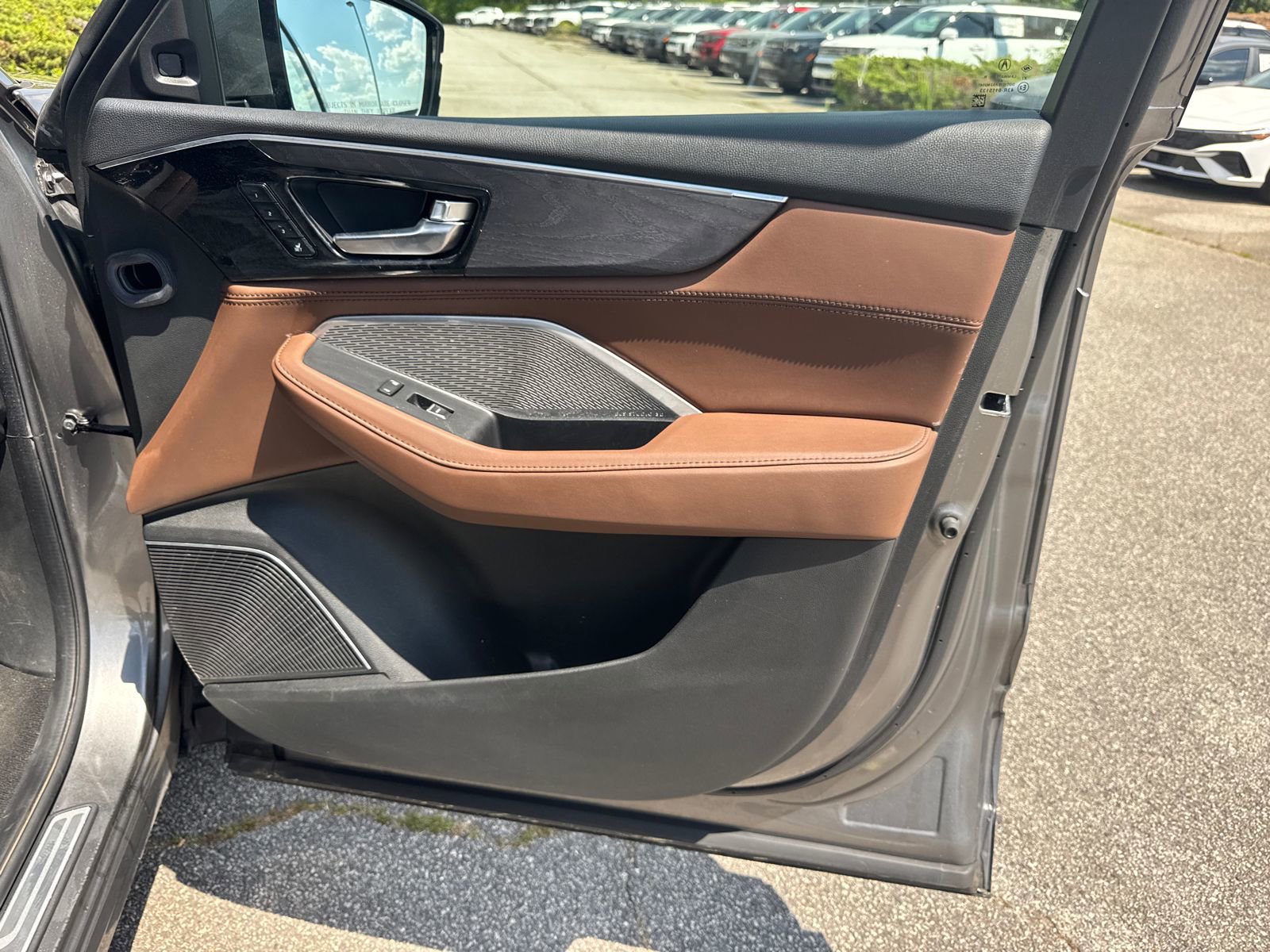 2023 Acura MDX SH-AWD w/ Advance Package