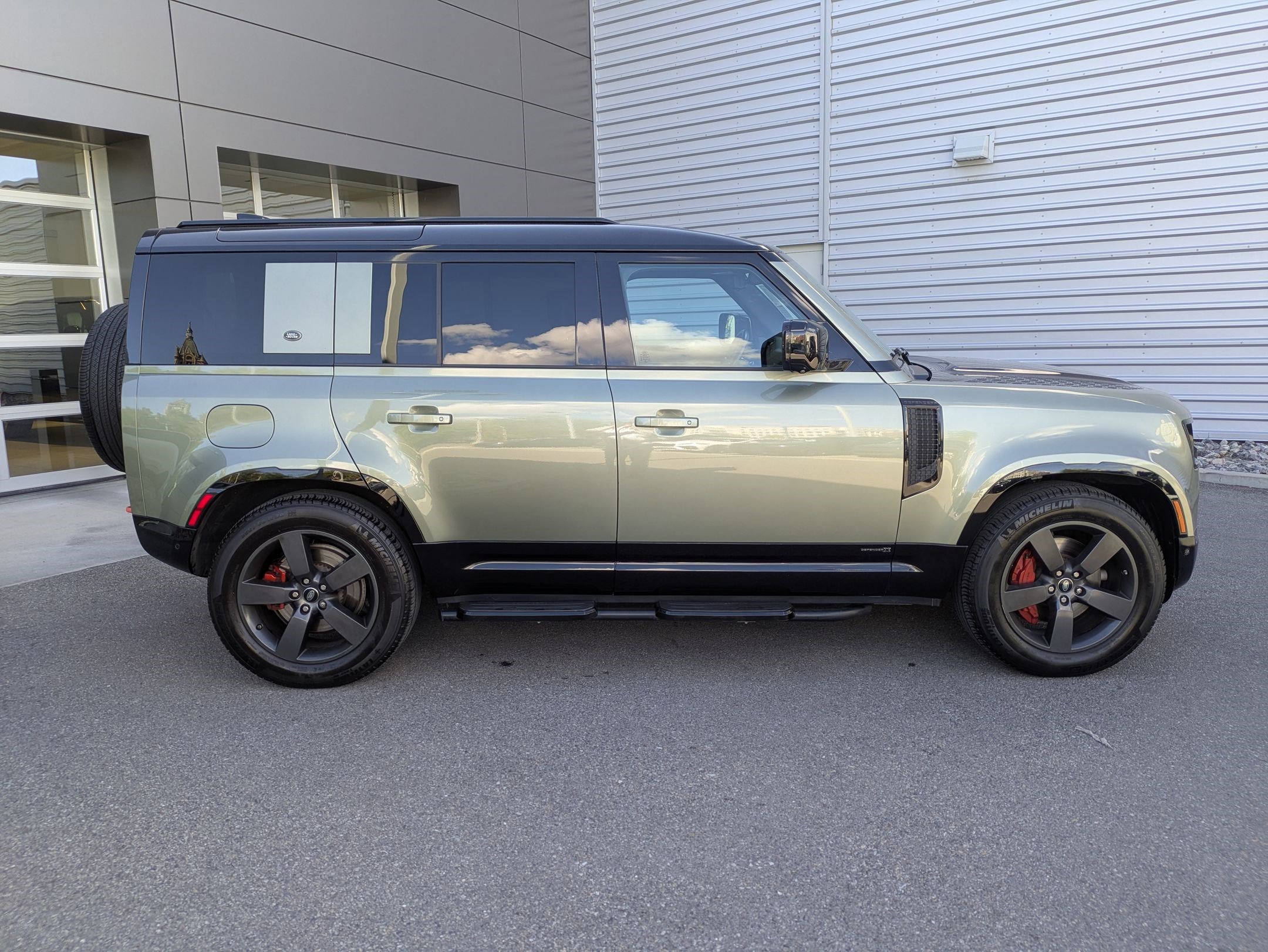 2021 Land Rover Defender 110 X