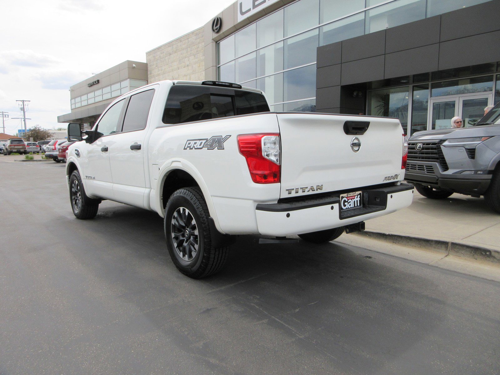 2017 Nissan Titan PRO-4X