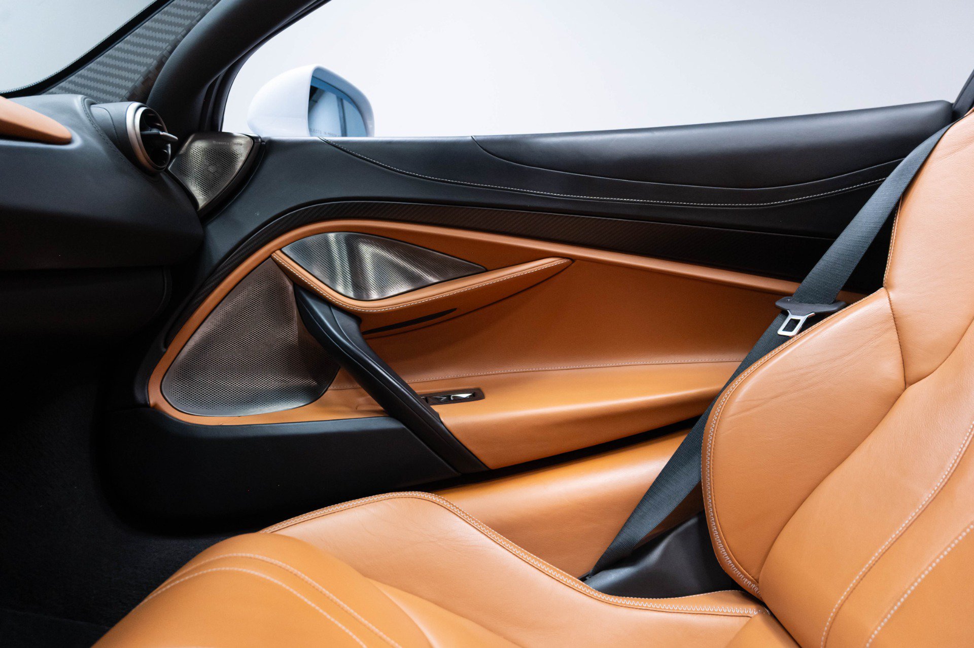 Used 2020 McLaren 720S Luxury photo 18