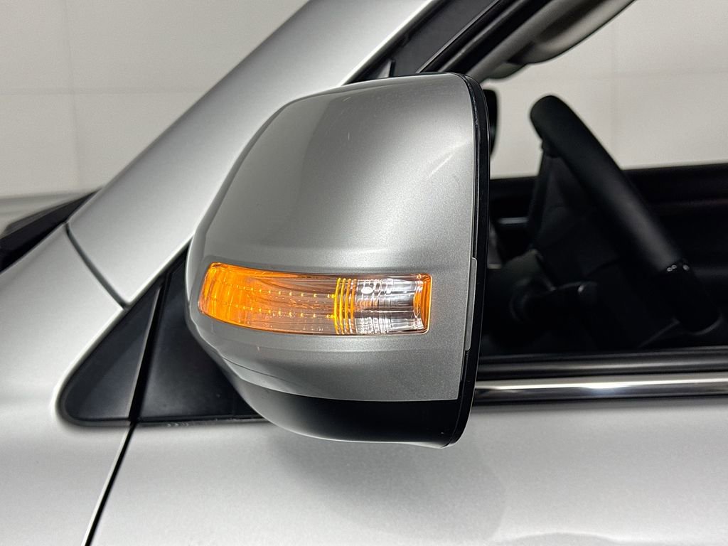 2016 Toyota Land Cruiser