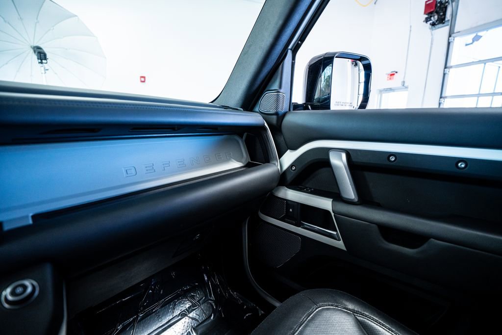 2023 Land Rover Defender 110 X-Dynamic SE