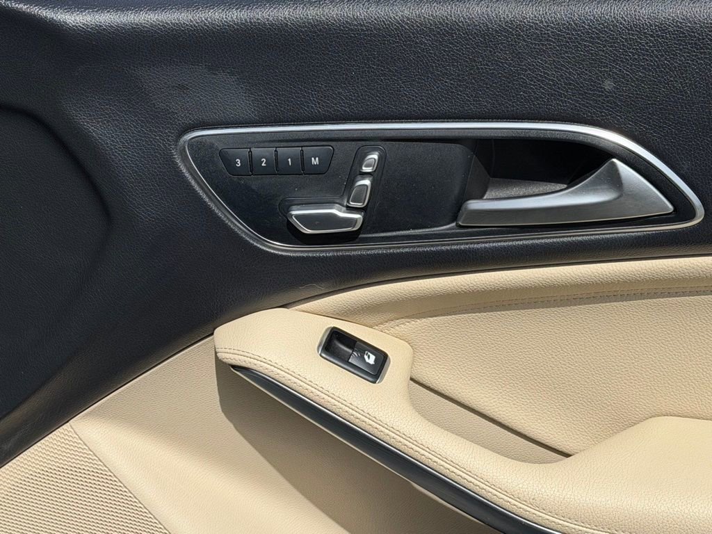 2017 Mercedes-Benz CLA 250