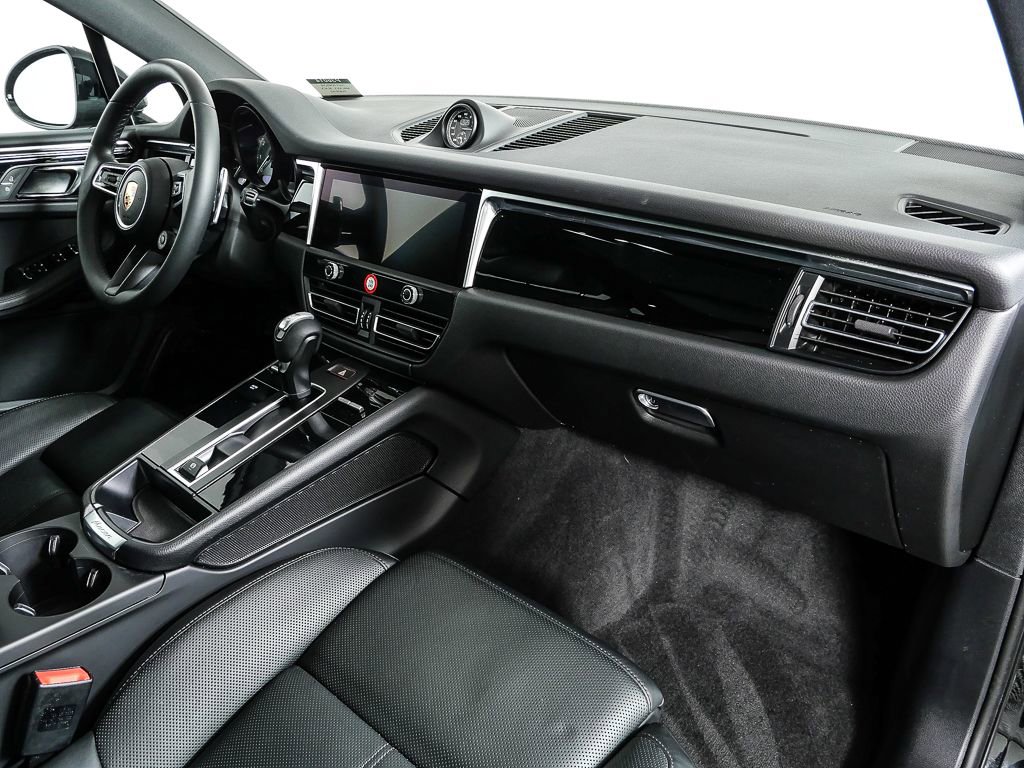 2023 Porsche Macan S