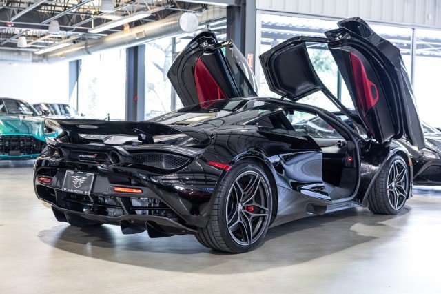 Used 2018 McLaren 720S Performance photo 6