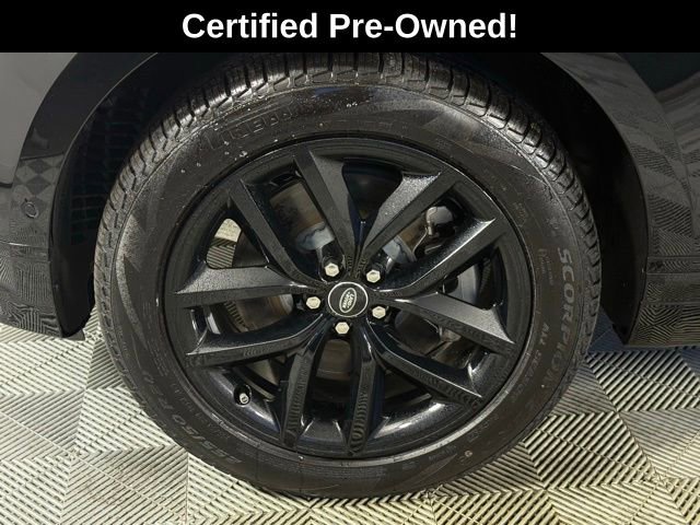 2026 Land Rover Range Rover Velar Dynamic SE