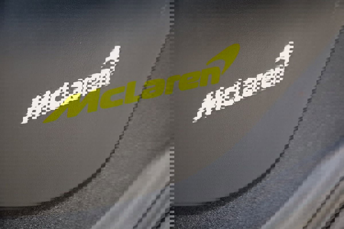 Used 2022 McLaren 720S Performance photo 17