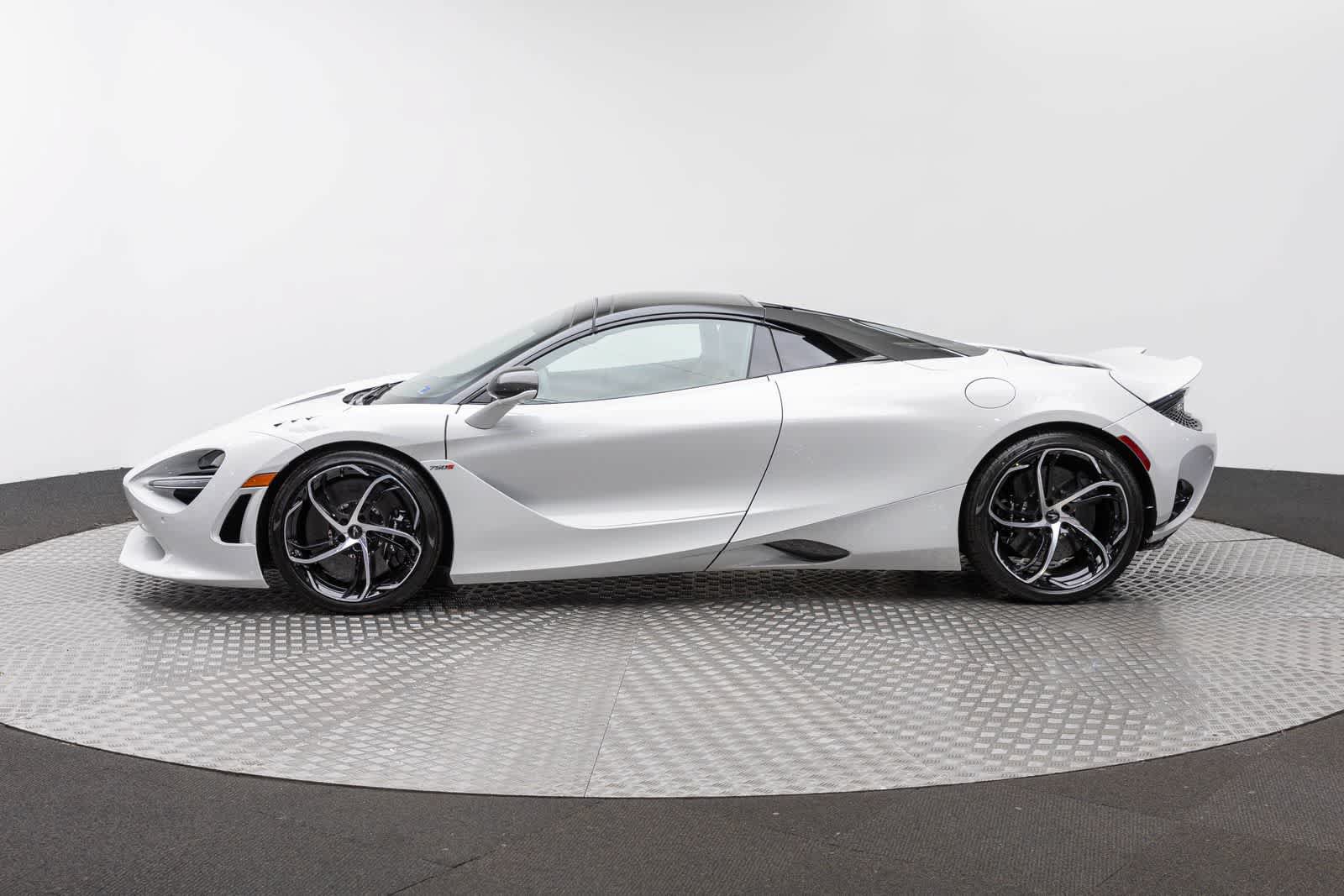 New 2027 McLaren 750S Spider photo 53