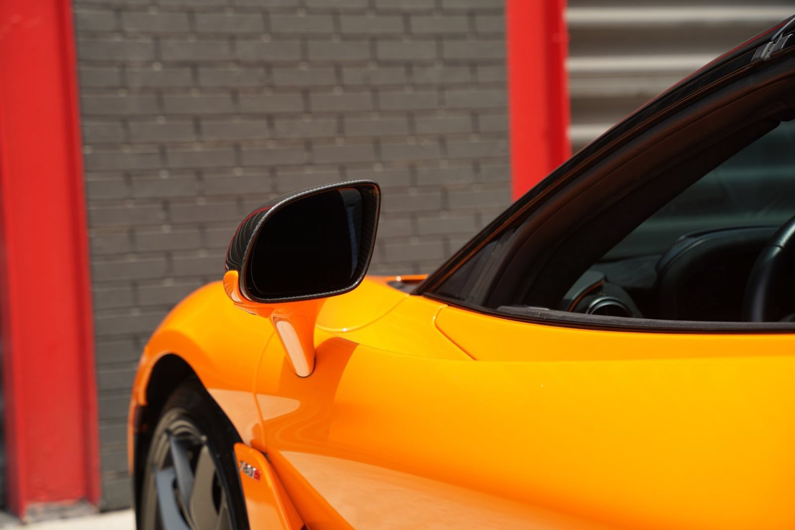 Used 2022 McLaren 720S Performance photo 7