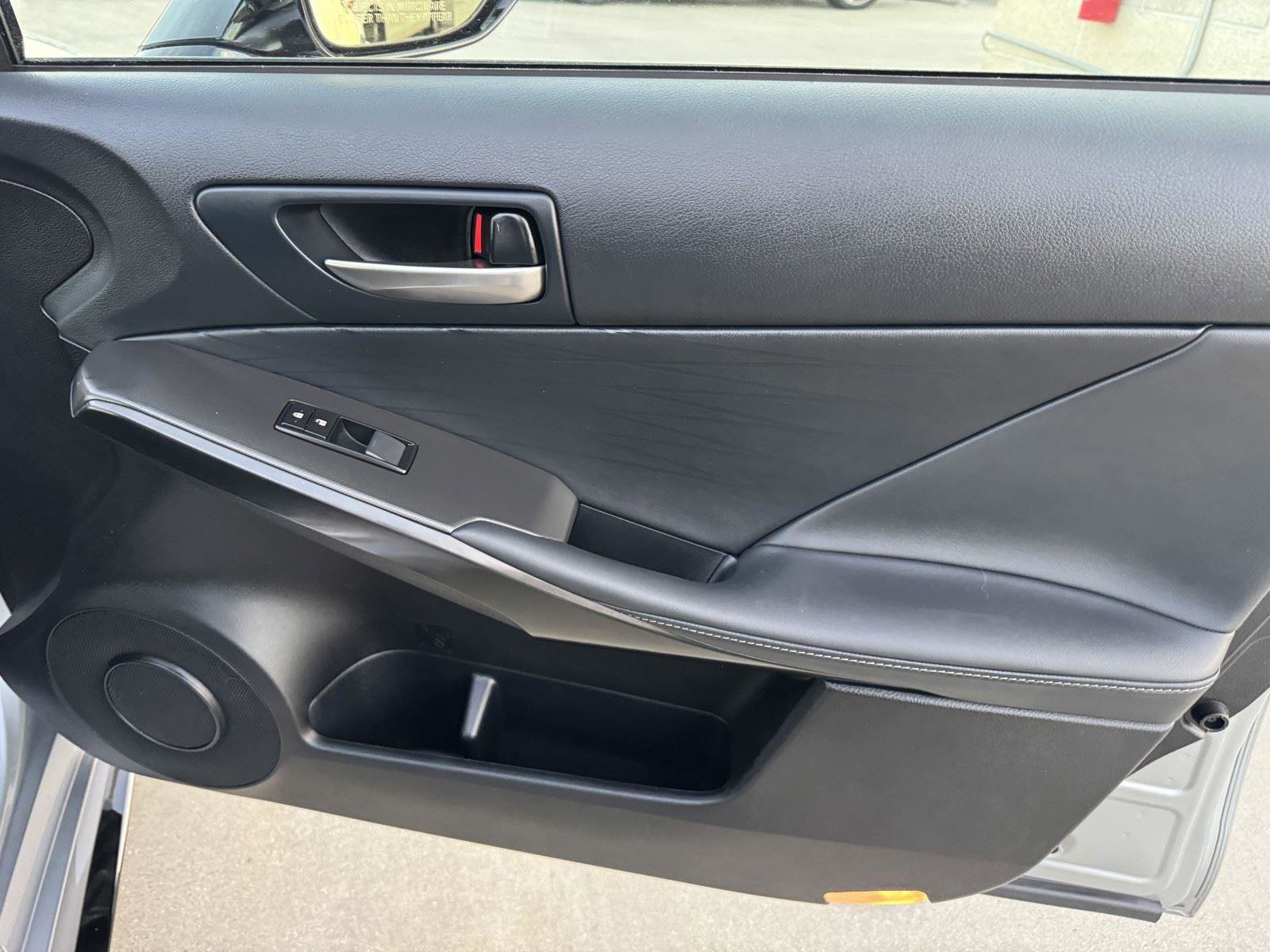 2025 Lexus IS 350 F Sport