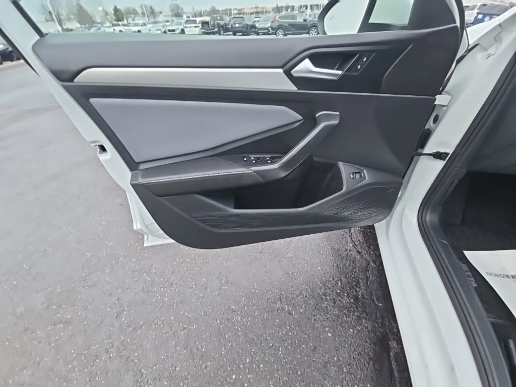 2025 Volkswagen Jetta SE