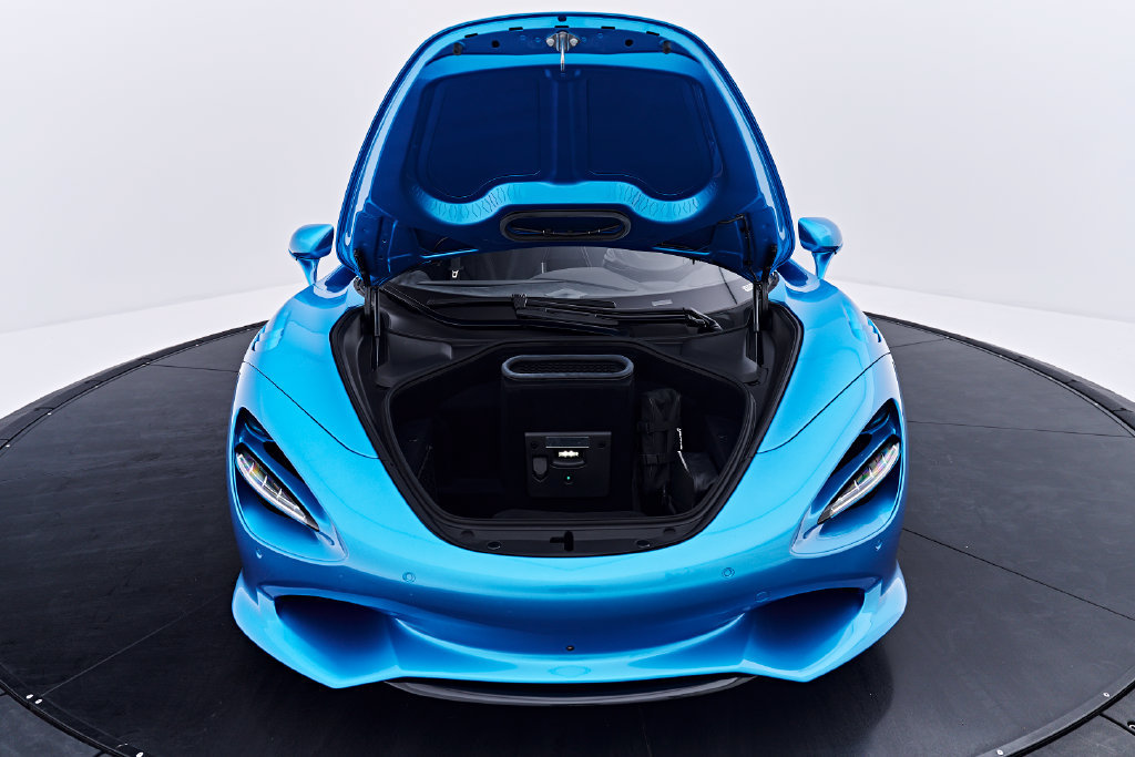 Used 2025 McLaren 750S Spider photo 31