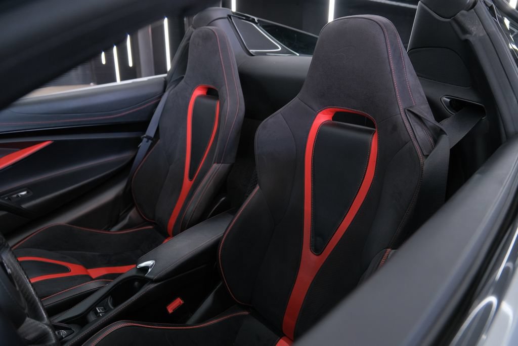 Used 2020 McLaren 720S Spider photo 28