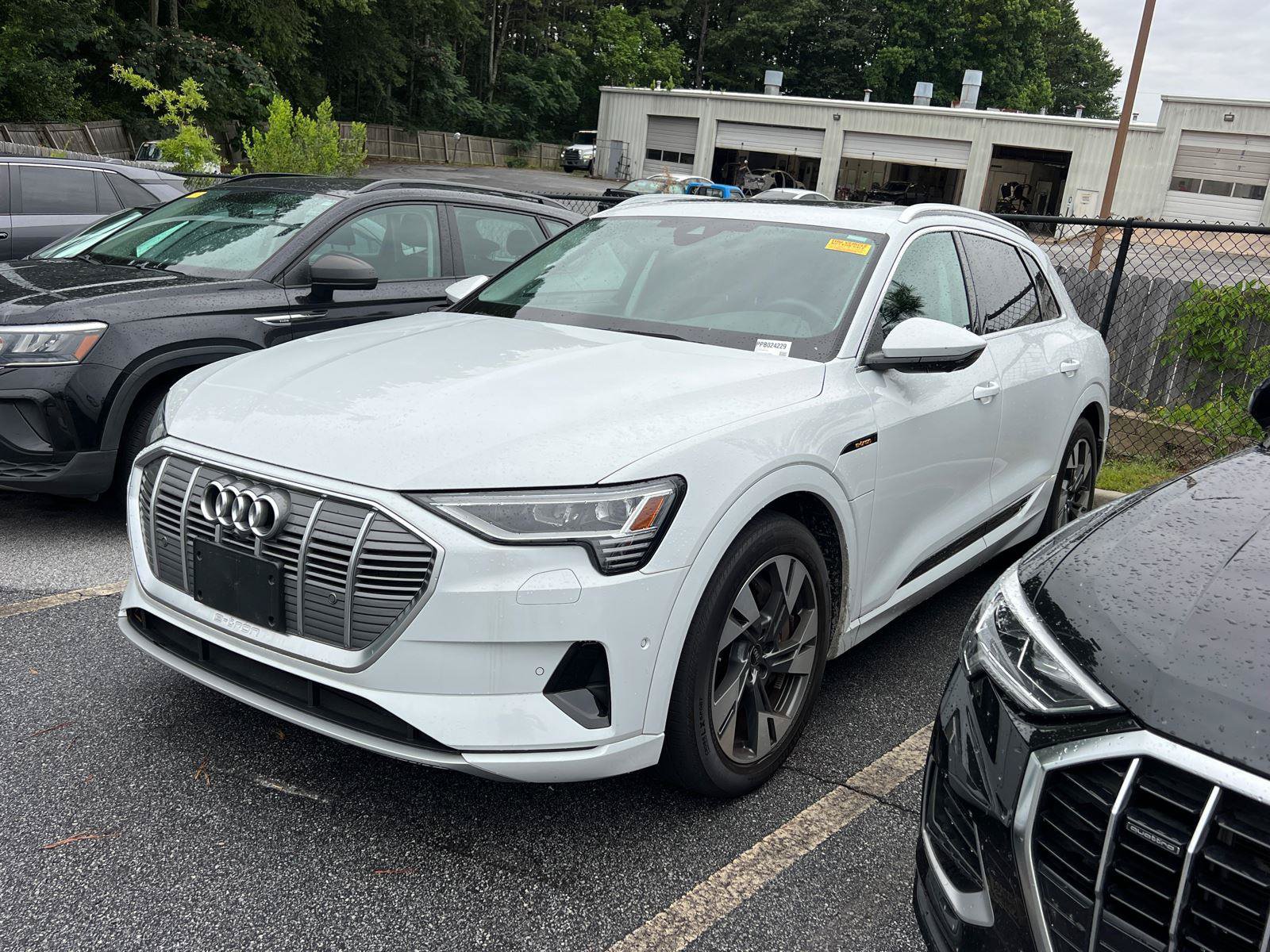 Used 2023 Audi e-tron Premium Plus w/ Premium Plus Package
