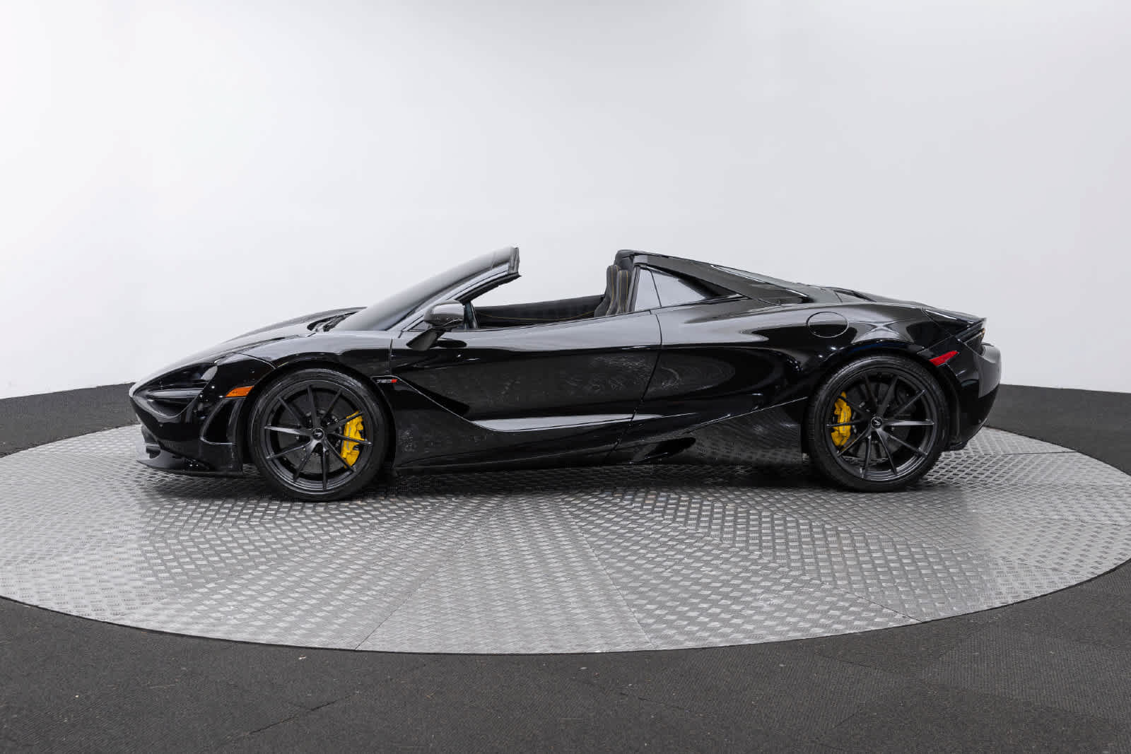 Used 2022 McLaren 720S Spider 3