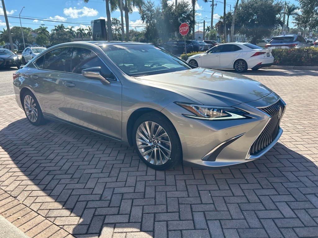 Used 2019 Lexus ES 350 w/ Accessory Package